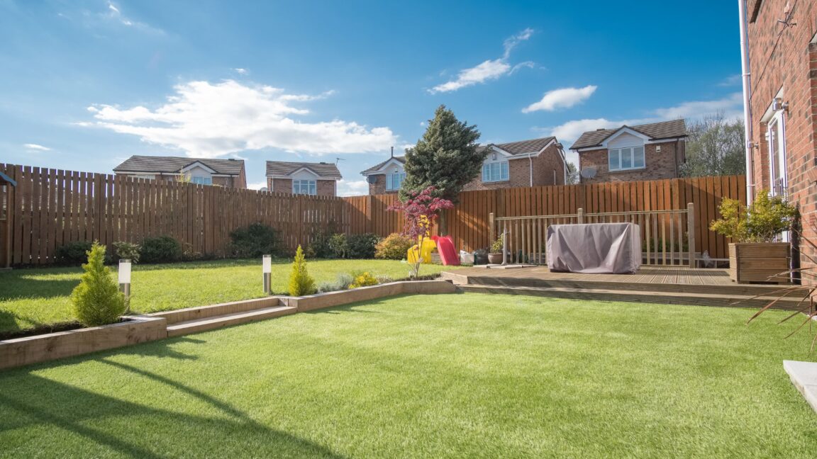 A guide to Revamp Your Garden Landscape
